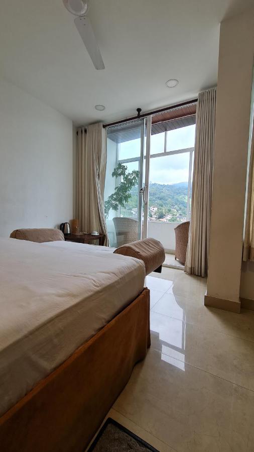 Quick Stop Inn Kandy Extérieur photo