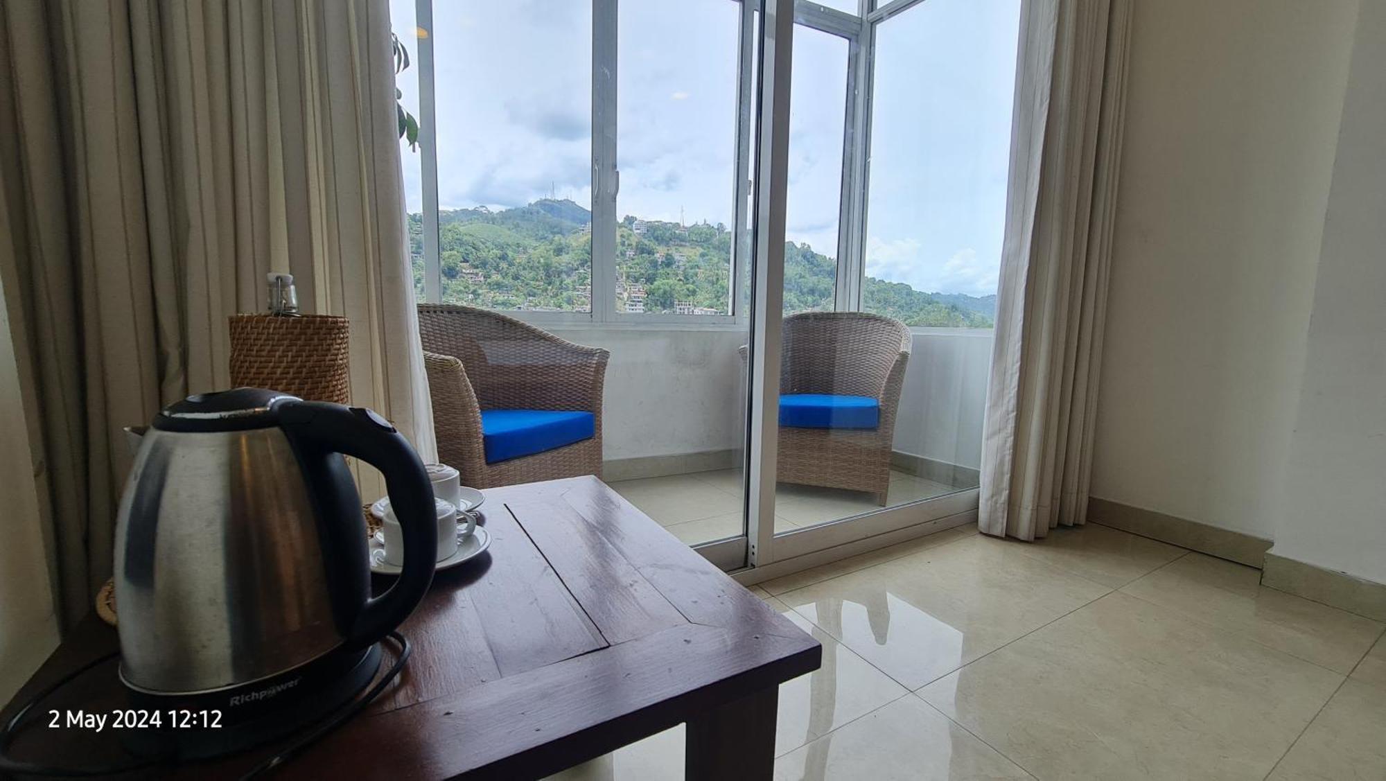 Quick Stop Inn Kandy Extérieur photo